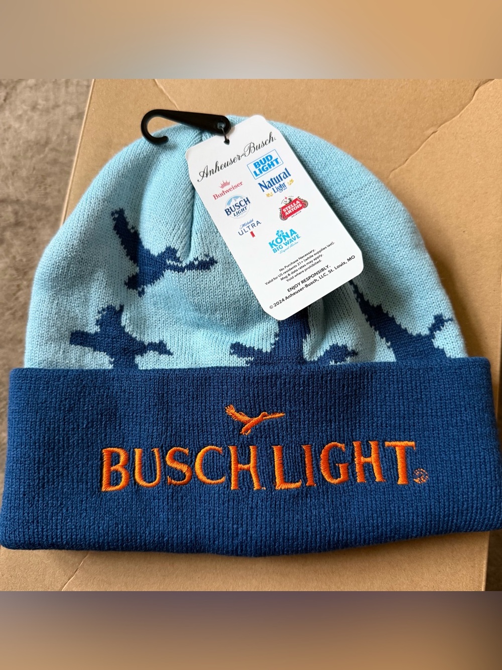 Busch Light Men’s Knit Beanie Hat — Light Blue & Navy